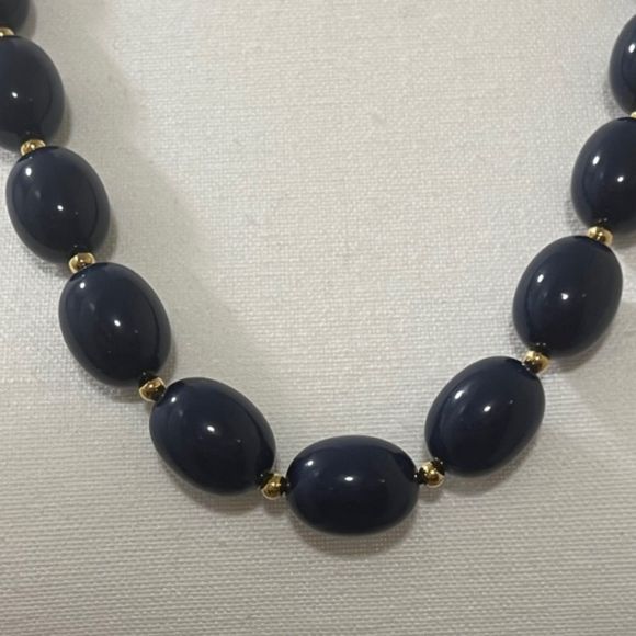 VTG Monet Black Varied Sized Beads Gold Tone Spacers Single Strand 28" Necklace - Picture 2 of 6